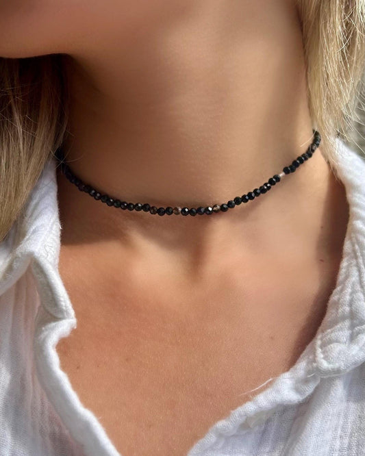 MIDNIGHT GLOW - Schwarzer Choker aus Turmalin-Steine
